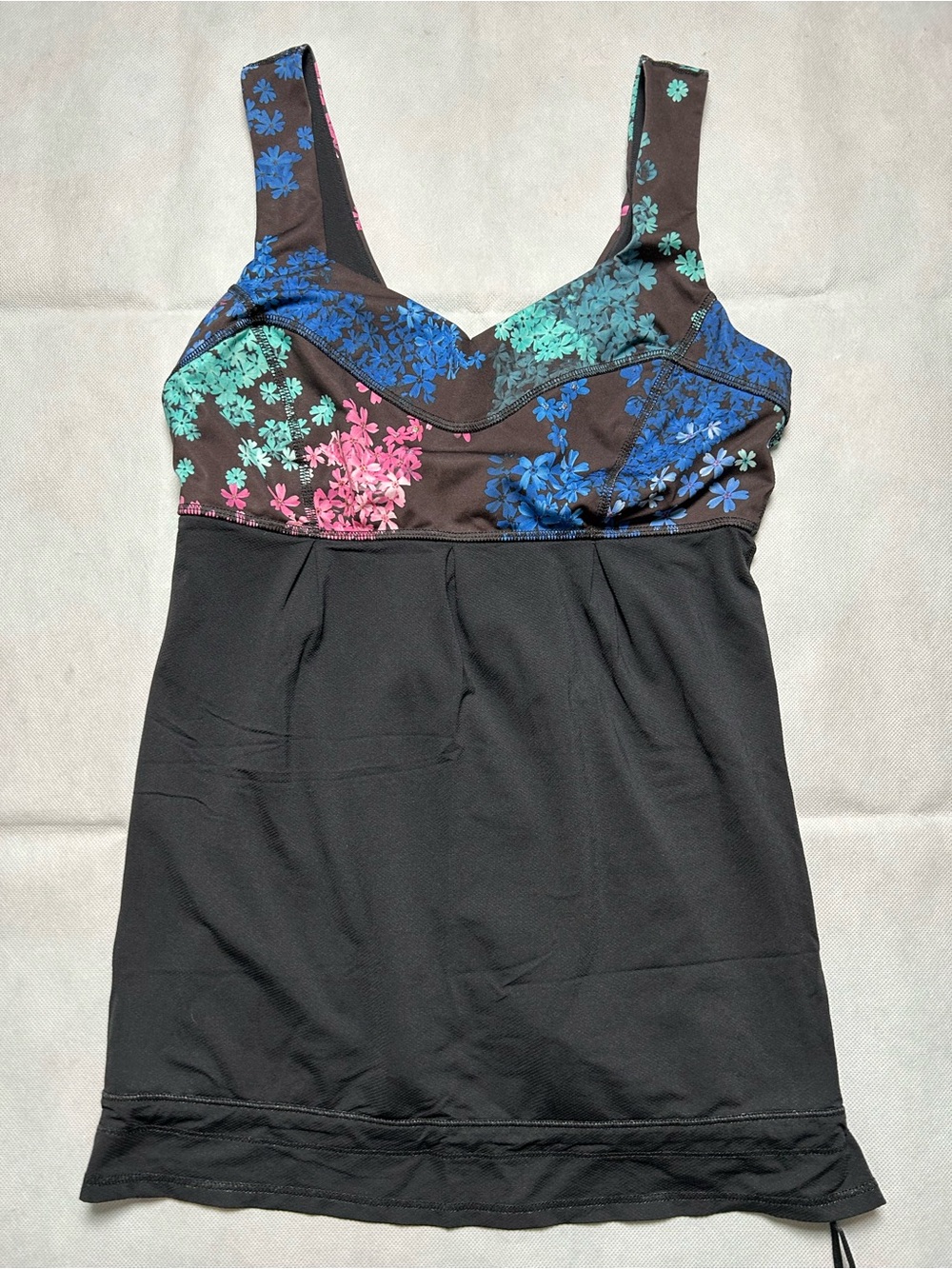 Lululemon cinched hem tunic tank size 6